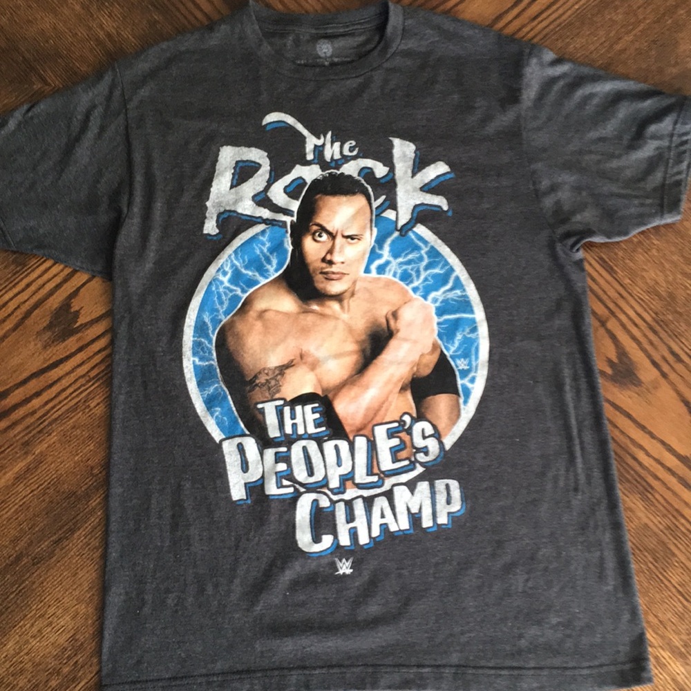 The Rock T-shirt Size M